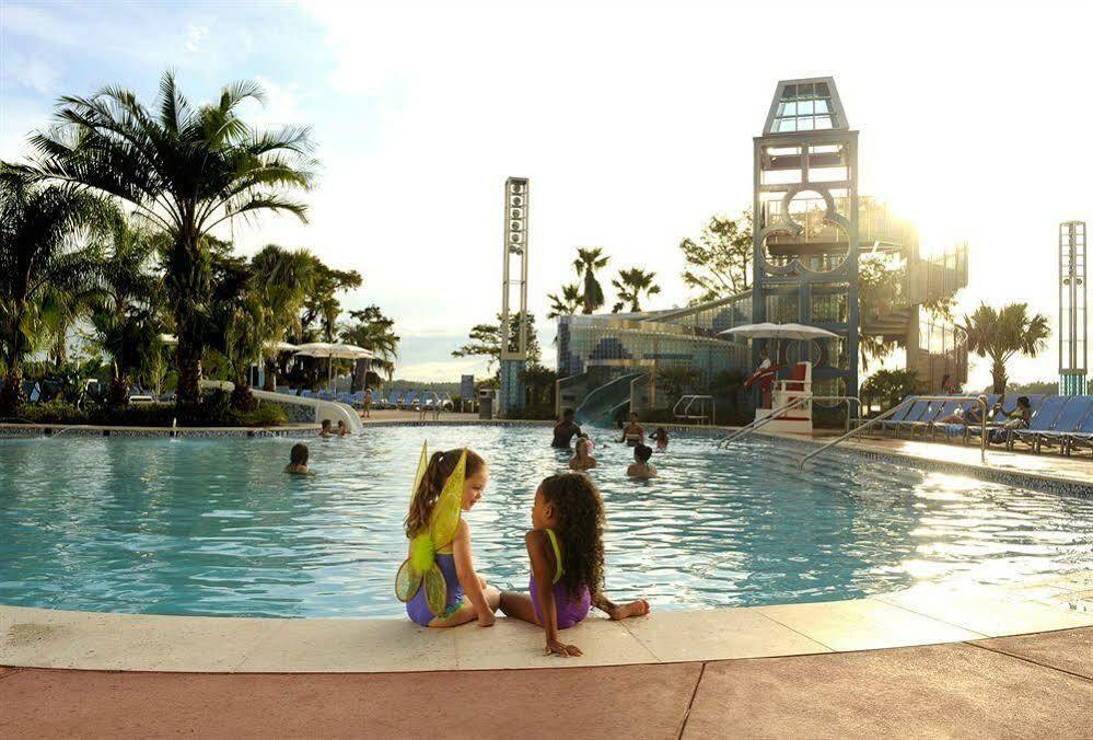 ‪‪Disney's Contemporary Resort‬‬  بحيرة بوينا فيستا المظهر الخارجي الصورة